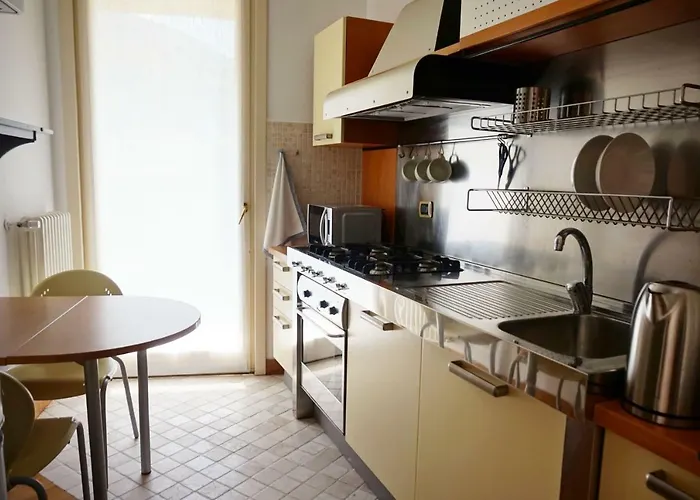 Casa Isola Viscontea * レッコ